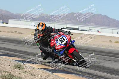 media/Oct-30-2025-Racers Edge (Thu) [[dabbdaf680]]/2-A Group/Session 3 (Turn 15 Inside)/